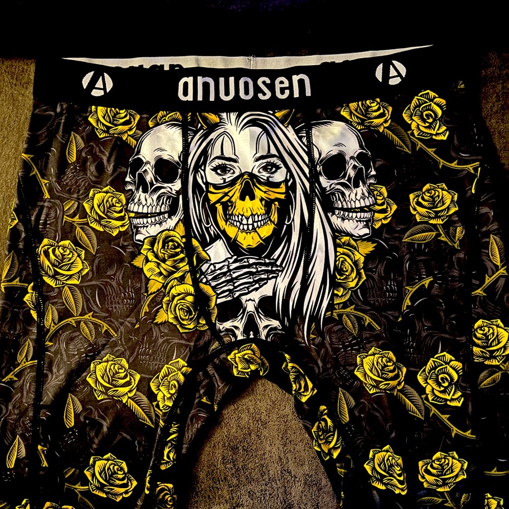 Men’s graphic design underwear size Large